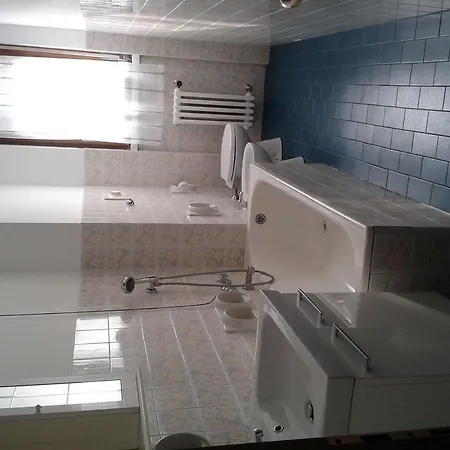 Certosa 3 Bedrooms דירה
