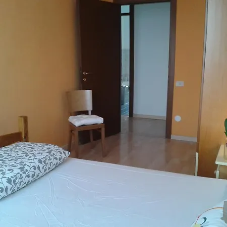 Certosa 3 Bedrooms * Mediolan